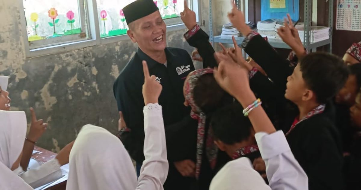 SDN Cadas Leueur Nanggung Hampir Ambruk, Usep Nukliri: Astaghfirullah
