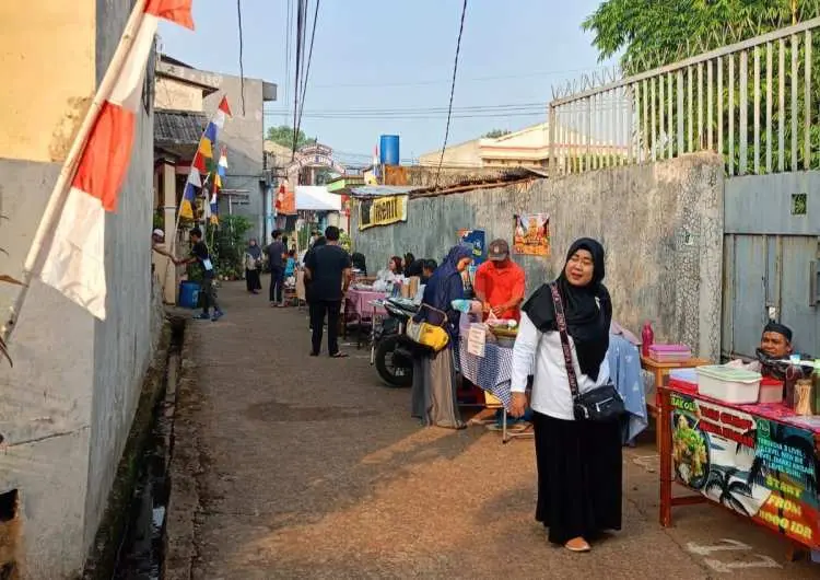 Lurah Harapan Jaya Rayakan HJB ke 542 dengan Gairahkan Warga Lewat Senam dan Bazar UMKM