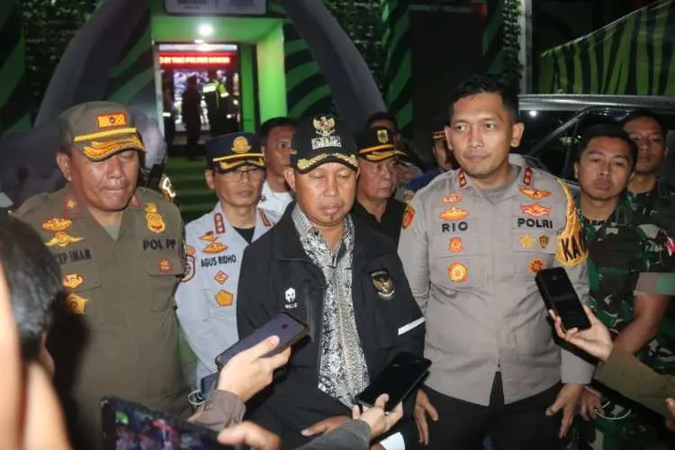 Asmawa Tosepu Dan Forkopimda Pantau Langsung Suasana Malam Tahun Baru