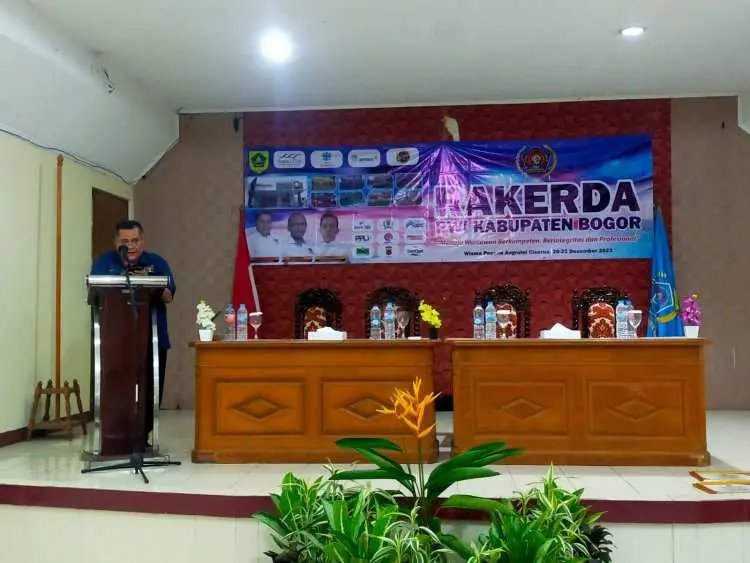 Puluhan Wartawan Ikuti Rakerda PWI Kabupaten Bogor di Cisarua
