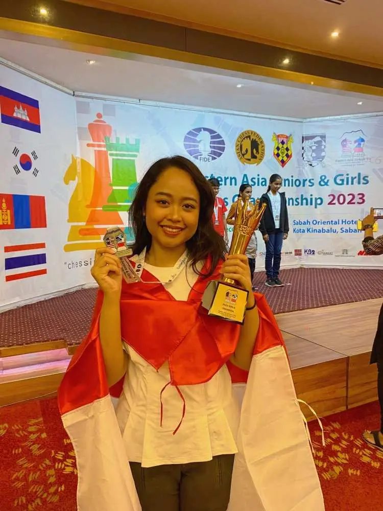 Diajeng Kampiun Turnamen Catur Asian Eastern Junior And Girls di Malaysia