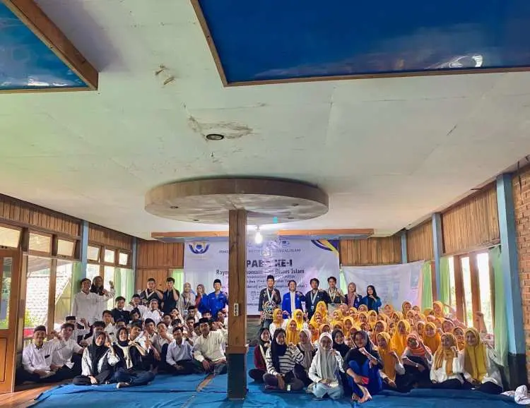PMII Rayon Ekonomi dan Bisnis Islam IUQI Sukses Gelar Mapaba