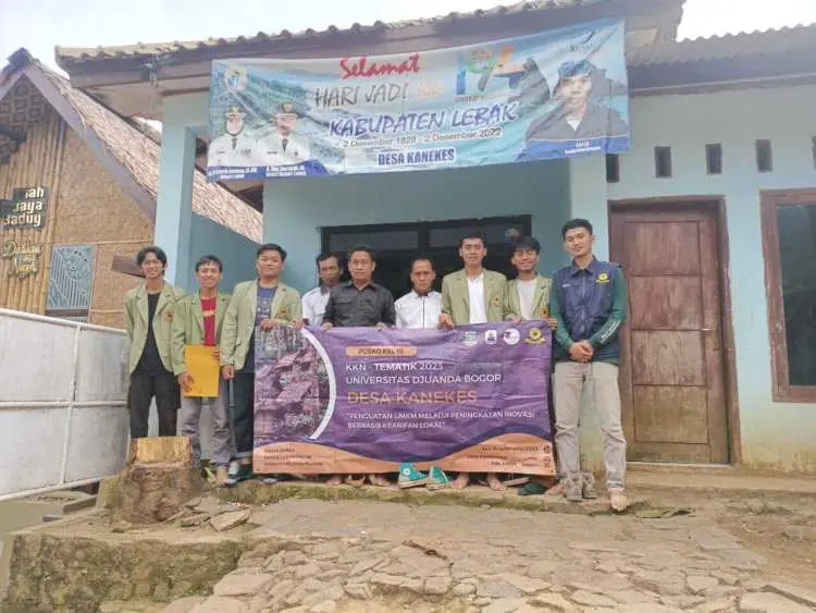 Usung Program UMKM Digital, Kelompok 19 KKN FE UNIDA Bogor Bangun Daya Saing Di Kanekes
