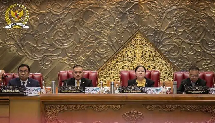 Sepakati Jabatan Kades Jadi 9 Tahun, Yogi Prasetio: DPR Tidak Pro Rakyat!