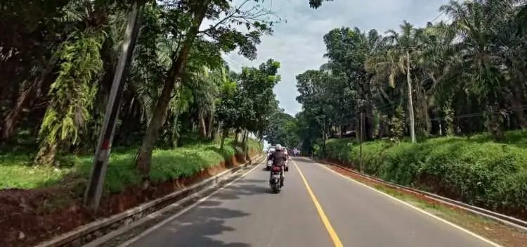 Pengendara Perlu Waspada, Jalan Raya Cibokor Dwikora Kecamatan Cigudeg Rawan Curas!