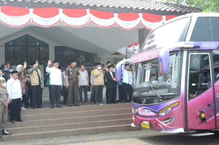 Plt Bupati Bogor Komitmen Berikan Layanan Kesehatan dan Pendampingan Optimal Kepada 472 Jemaah Haji