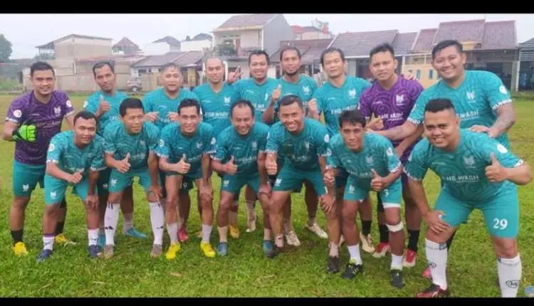 Sambung Silaturahmi, Eks Suratin Gelar Friendly Match Kontra Pajeleran FC