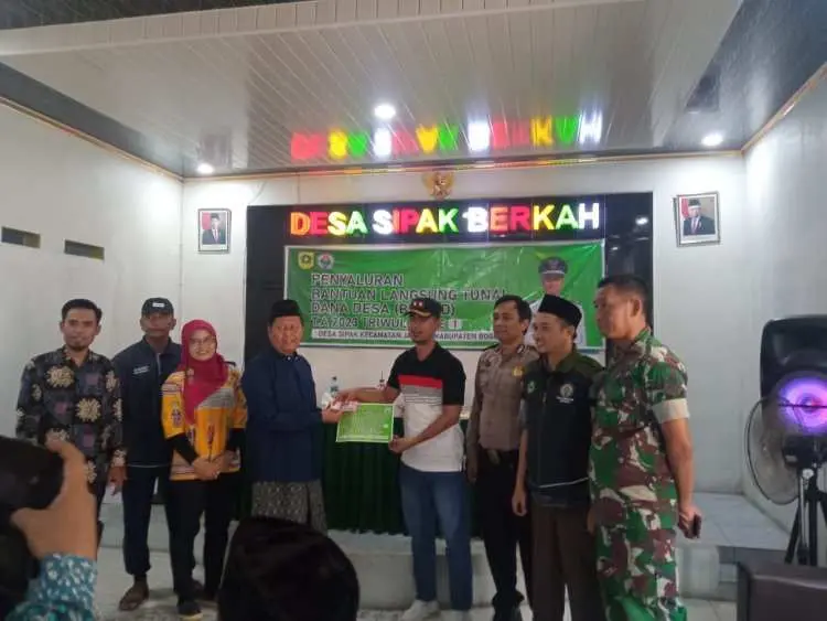 DD Cair, Senyum Sumingrah Penerima BLT DD di Desa Sipak Jasinga Tahap 1 T.A  2023