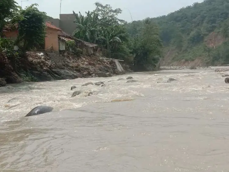 Paska Meluap, Warga Masih Dihantui Rasa Takut Banjir Sungai Cikaniki Dan Cidurian Kembali Menerjang